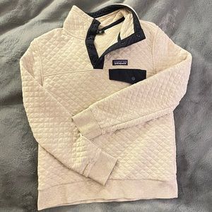 🎄Holiday SALE!🎄Patagonia quilted 3/4 Button up Sweatshirt Oatmeal/Navy
